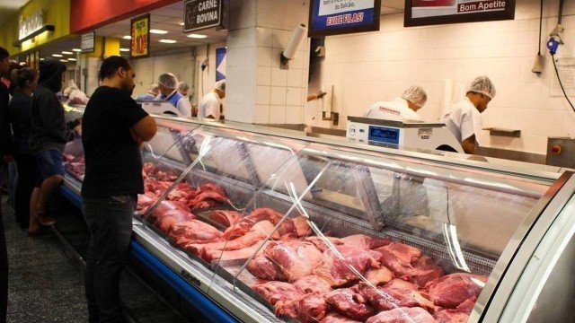 Preço da carne tem queda em março, mostra IPCA-15