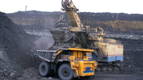Setor de mineração é composto por gigantes, e a CSN Mineração (CMIN3) ainda tem muitos desafios frente à sua principal concorrente, a Vale (VALE3) - Foto: Divulgação 