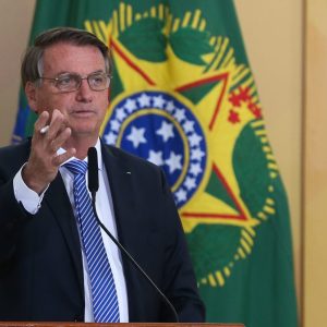 XP/Ipespe: avaliação negativa de Bolsonaro fica em 54% e maioria vê economia no caminho errado