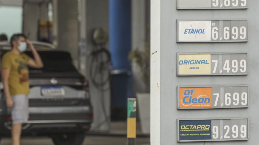 Líder do governo vê como ‘muito difícil’ criação de subsídio para gasolina