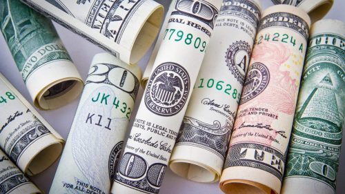 Os mutual funds investem em ações, títulos de renda fixa, instrumentos de mercado monetário de curto prazo e outros valores mobiliários ou ativos -
Foto: Pixabay