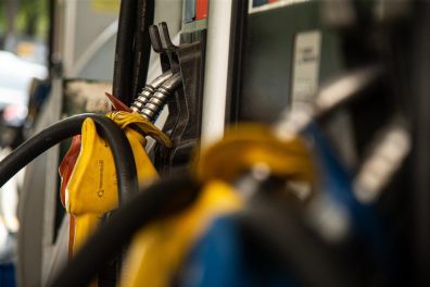 Após reajuste, preço da gasolina ainda tem defasagem de 10%, diz Ativa Investimentos
