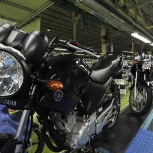 Economia com gasolina e serviços de entrega favorecem mercado de motocicletas