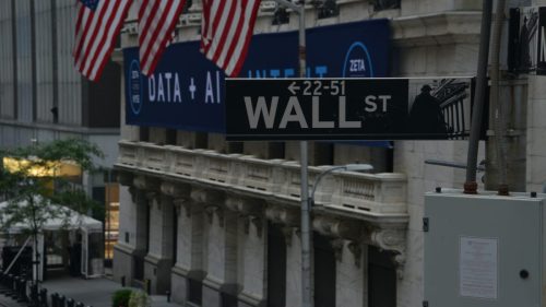 Bolsa de Nova York, localizada em Wall Street - Foto: Robb Miller/Unsplash