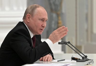 Reino Unido impõe sanções a suposta namorada de Putin