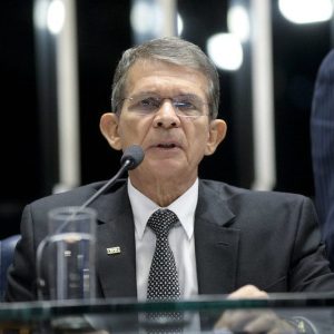 Senado quer que presidente da Petrobras explique distribuição de dividendos