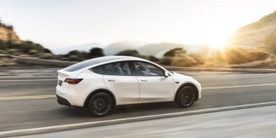 Análise: a Tesla pode se beneficiar da venda do Twitter para Elon Musk?