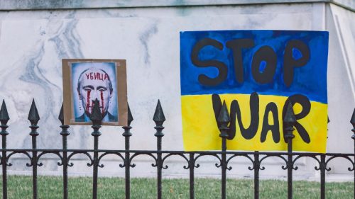 Protesto em Washington, capital dos EUA, contra a guerra na Ucrânia (Foto: Gayatri Malhotra)