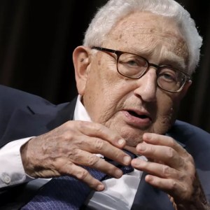 O ex-secretário de Estado americano Henry Kissinger diz que o mundo será diferente quando a guerra na Ucrânia acabar