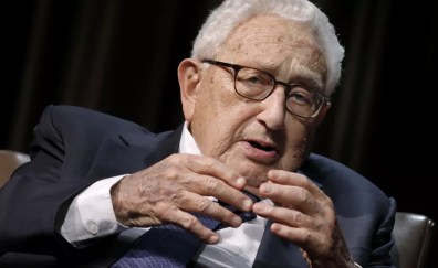 Mundo será bem diferente após a guerra na Ucrânia, diz Henry Kissinger