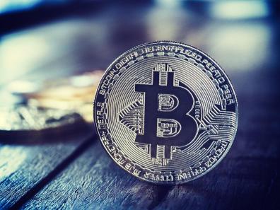 Bitcoin se recupera e volta a valer mais de US$ 30 mil