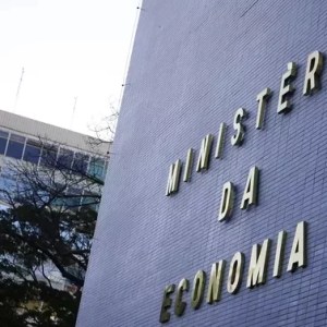 O Ministério da Economia revisou suas expectativas para os indicadores — Foto: Marcello Casal Jr/Agência Brasil