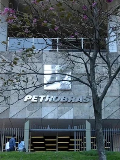 Nova política de dividendos da Petrobras reduz distribuição de 60% para 45% do fluxo de caixa livre aos acionistas