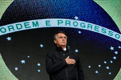Bolsonaro diz que indicado para comandar Petrobras vai ‘resolver questão dos combustíveis’