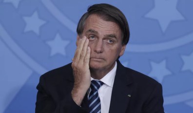Análise: Bolsonaro contra-ataca manifesto pela democracia com medidas econômicas