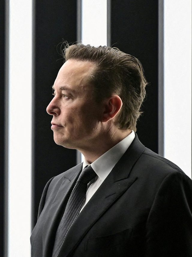 Musk anuncia que Tesla vai demitir mais de 10% dos funcionários; o que está acontecendo com a empresa?