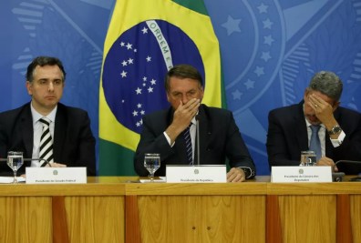 Oposição aciona o STF contra ataque de Bolsonaro ao sistema eleitoral