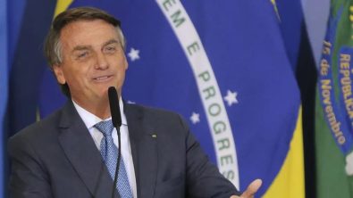 Análise: Bolsonaro engaja “máquina” na campanha e sobe tom contra o TSE