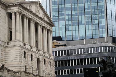 Banco da Inglaterra faz o maior aumento da taxa de juros desde 1995 para combater disparada da inflação