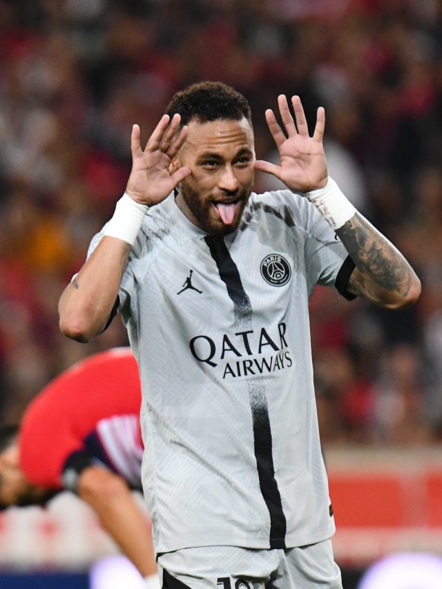 Figurinha de Neymar no álbum da Copa chega a valer R$ 9 mil
