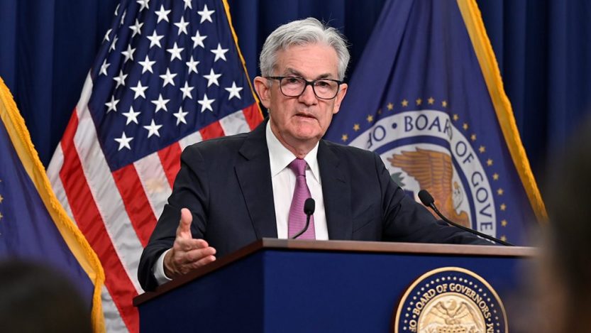 Powell, do Fed: Altas adicionais de juros e tempo de aperto dependerão de dados