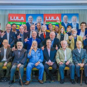 Ex-ministros de FHC e Delfim Netto declaram apoio a Lula no 1º turno