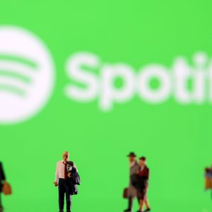 Preço do Spotify (S1PO34) pode subir no Brasil nos próximos meses; entenda