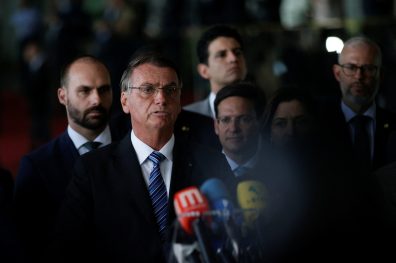 Corregedor eleitoral abre investigação contra Bolsonaro por ‘pacote das bondades’