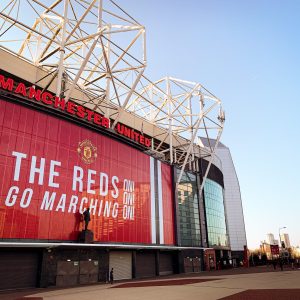 Empresário britânico compra 25% do Manchester United