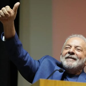 Lula deve anunciar já nesta sexta-feira primeiros ministros