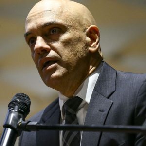 Deputados dos EUA divulgam decisões sigilosas de Alexandre de Moraes removendo perfis do X