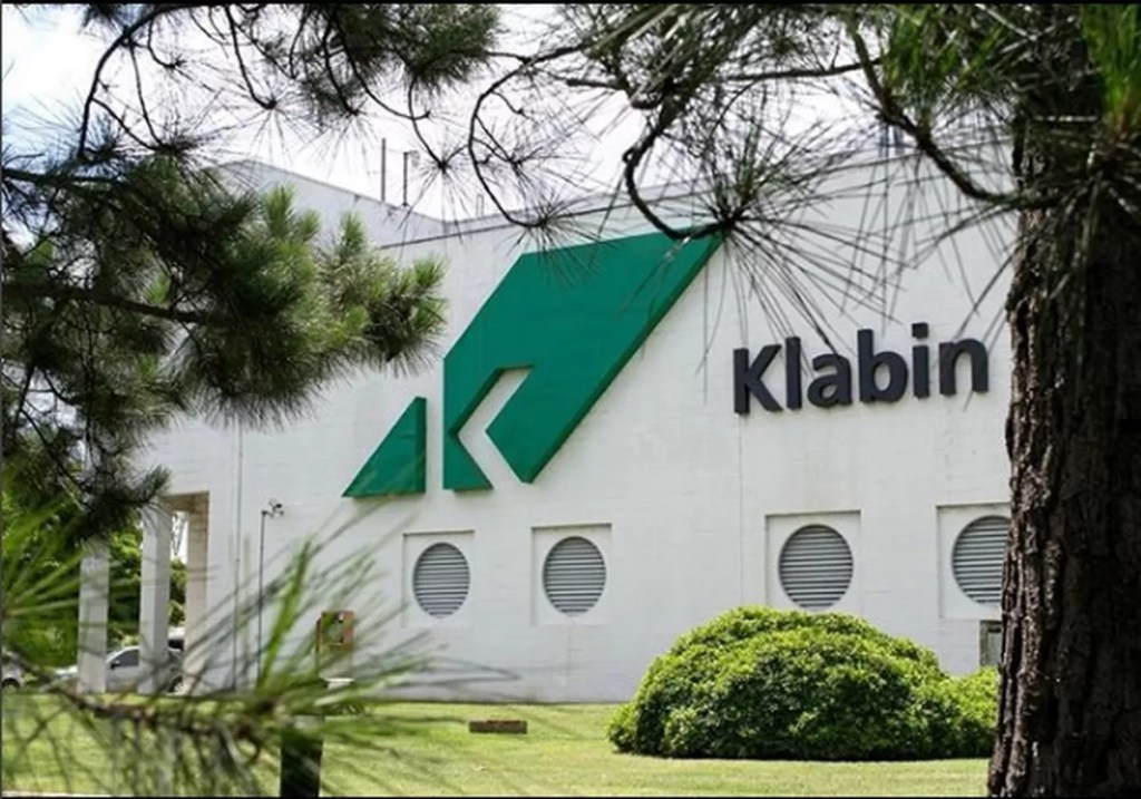 Lucro da Klabin (KLBN11) cai 53% no 4º tri; empresa vai pagar R$ 192 milhões em dividendos