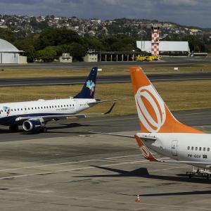 Aviação e turismo: Azul sobe mais de 30%; Gol e CVC também disparam