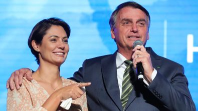 Bolsonaro confirma que ficou com parte das joias sauditas que entraram irregularmente no Brasil