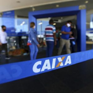 Por crédito imobiliário, Caixa negocia mudanças no compulsório com BC e Fazenda
