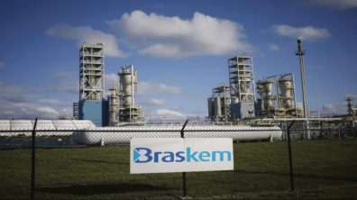 Braskem (BRKM5) reverte lucro e tem prejuízo líquido de R$ 1,71 bilhão no 4º trimestre