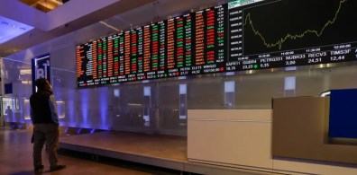 Mercado hoje: Ibovespa fecha em alta e atinge os 110 mil pontos com dados do exterior no radar; dólar sobe