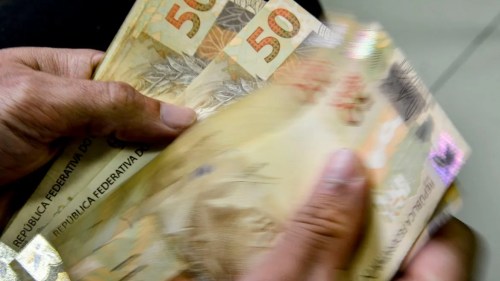 Quanto rendeu a renda fixa? Foto: Marcello Casal / Agência Brasil