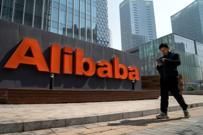Alibaba tem queda no lucro no 4º trimestre, mas receita sobe e recompra de ações cresce