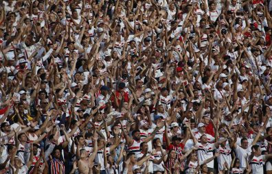 O difícil cenário para reestruturação dos clubes de futebol no Brasil