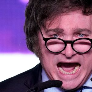Foto de Javier Milei, candidato de extrema-direita nas eleições da Argentina em 2023