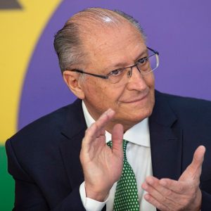 Alckmin sanciona lei que permite uso de previdência privada como garantia para empréstimos