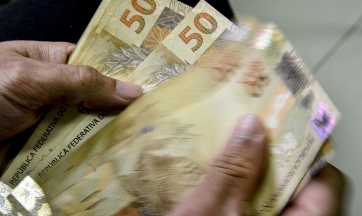 Nota de R$ 200: o que explica o sumiço da cédula mais valiosa do real? -  Inteligência Financeira