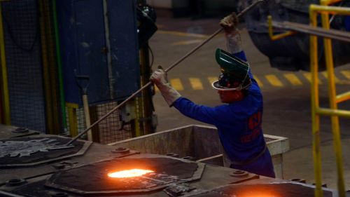 Ações de commodities, como o aço, sofrem especial impacto da força da economia chinesa - Foto: José Paulo Lacerda / CNI