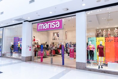 Marisa (AMAR3) anuncia Andrea Menezes como nova CEO