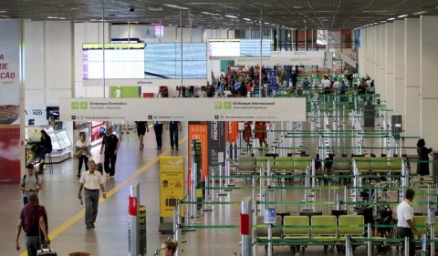 Registro do saguão do Aeroporto Internacional de Brasília. Foto: Wilson Dias/Agência Brasil