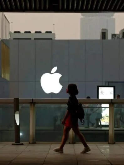 Apple supera previsão de lucro com vendas de iPhones e recorde de receita em serviços