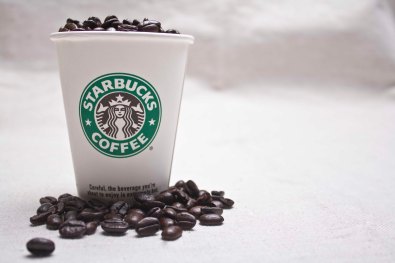 Starbucks encerra app, programa de fidelidade e cartão próprio no Brasil