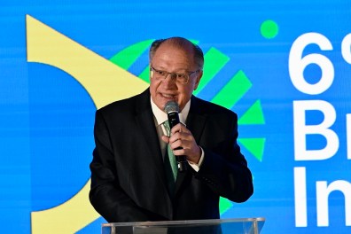 Dinheiro para financiar indústria será captado no mercado, diz Alckmin