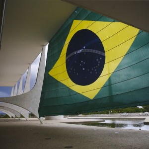 S&P eleva rating do Brasil para BB, país fica a dois degraus do investment grade